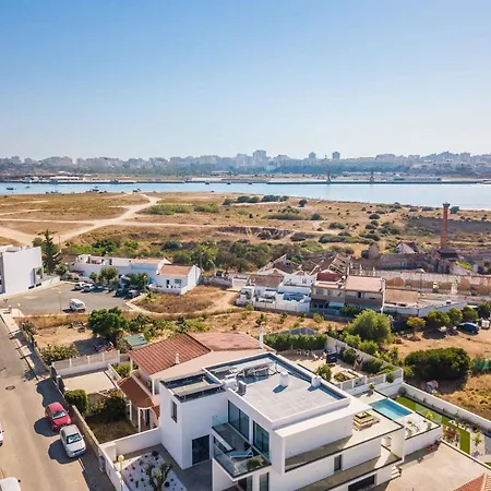 Ferragudo, Piscina E Mesa De Bilhar! Villa