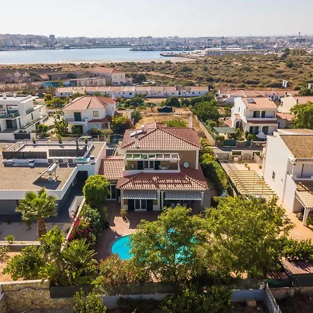Ferragudo, Piscina E Mesa De Bilhar! וילה